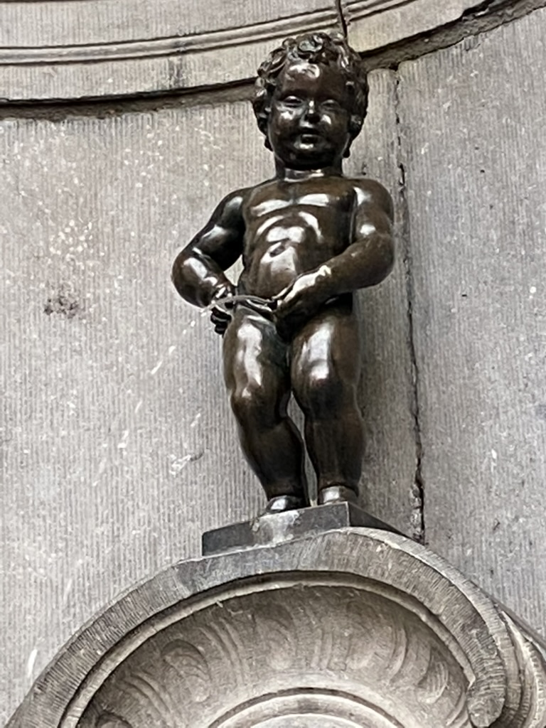Manneken Pis, Brussels